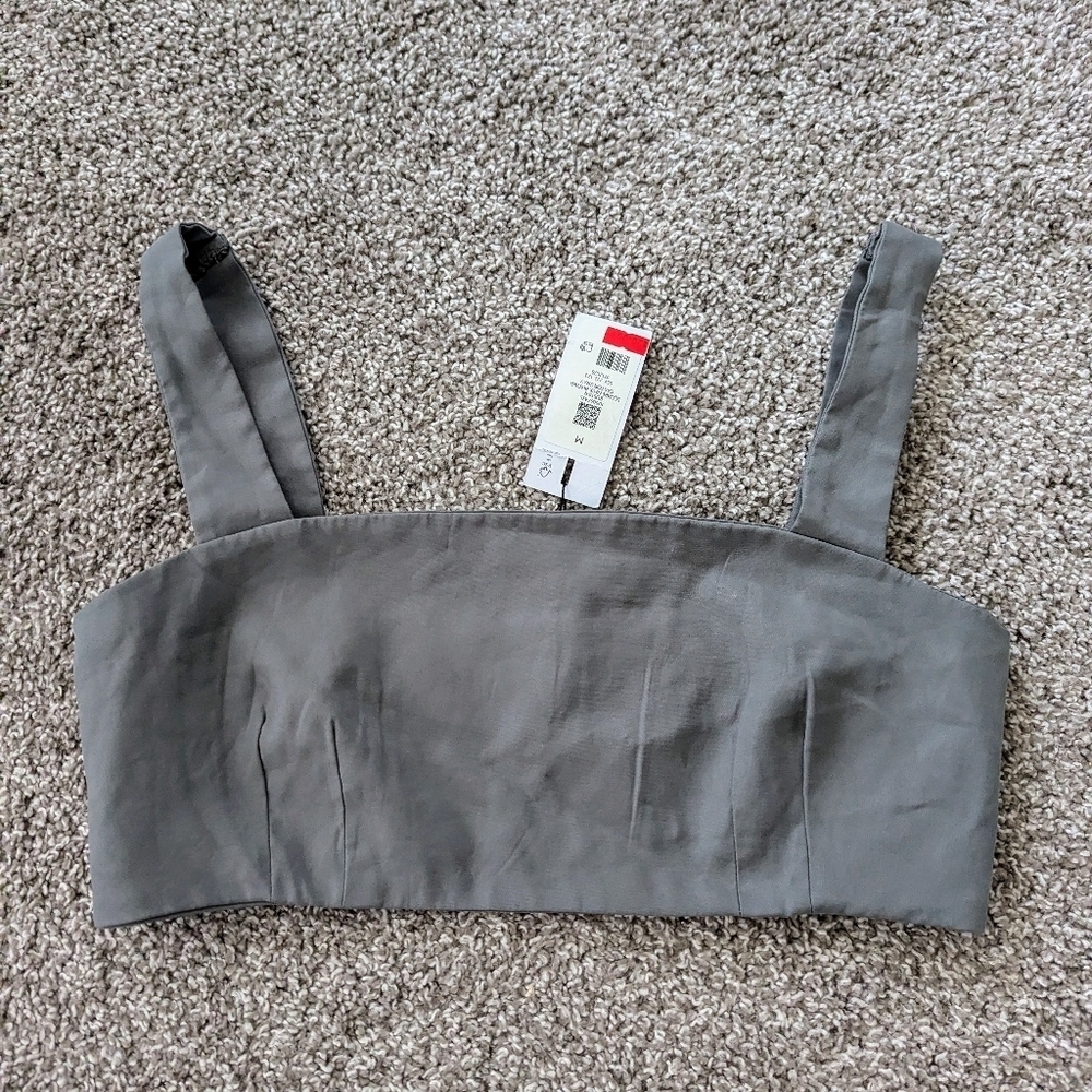 BNWT Dynamite Sage Crop